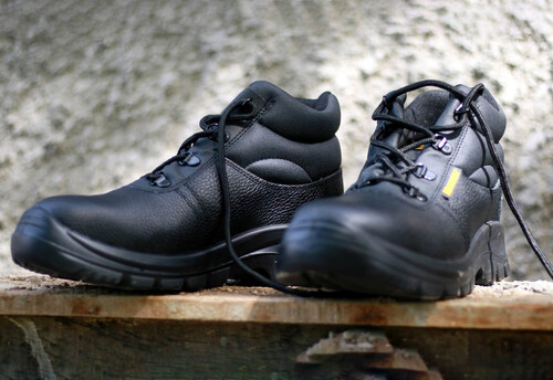 Safety Shoes And Boots Polyurethane Systems